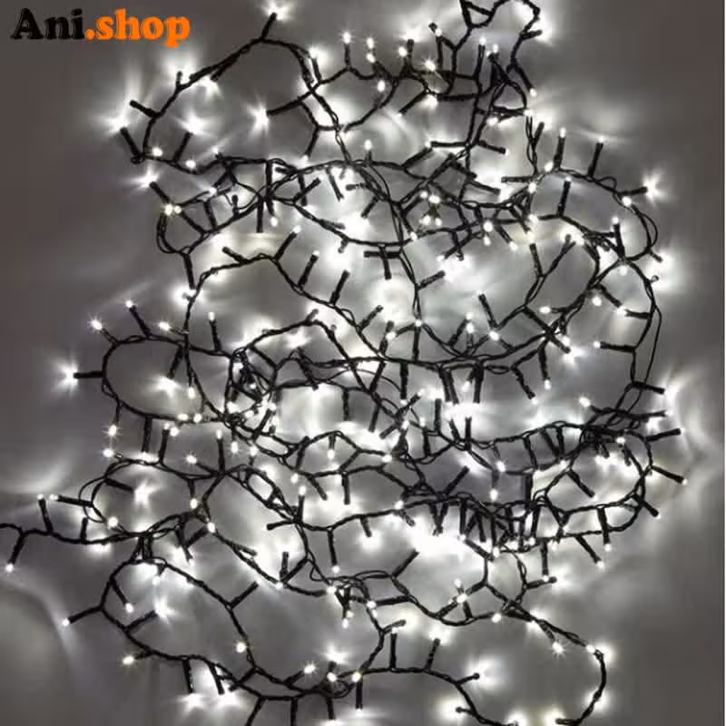 مجسمه نیم تنه دختر رژ لب به دست کد