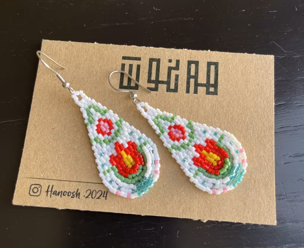 گوشواره طرح لاله