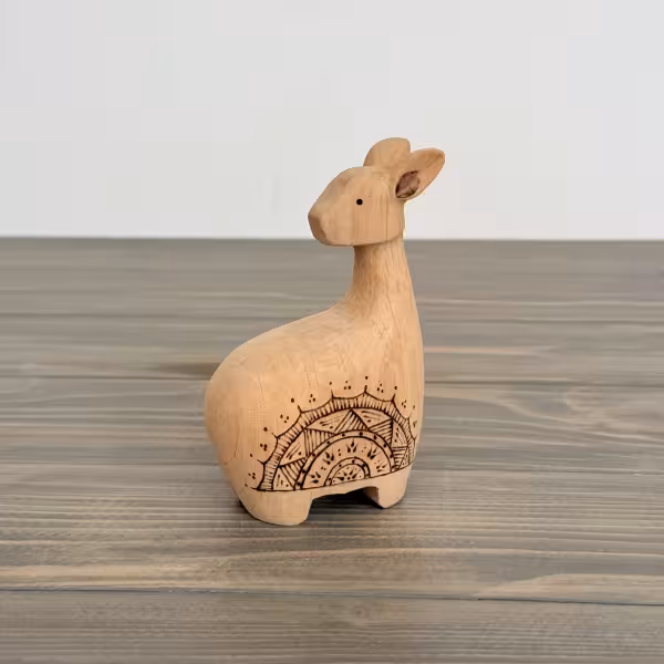 مجسمه آهو چوبی طرح هفت