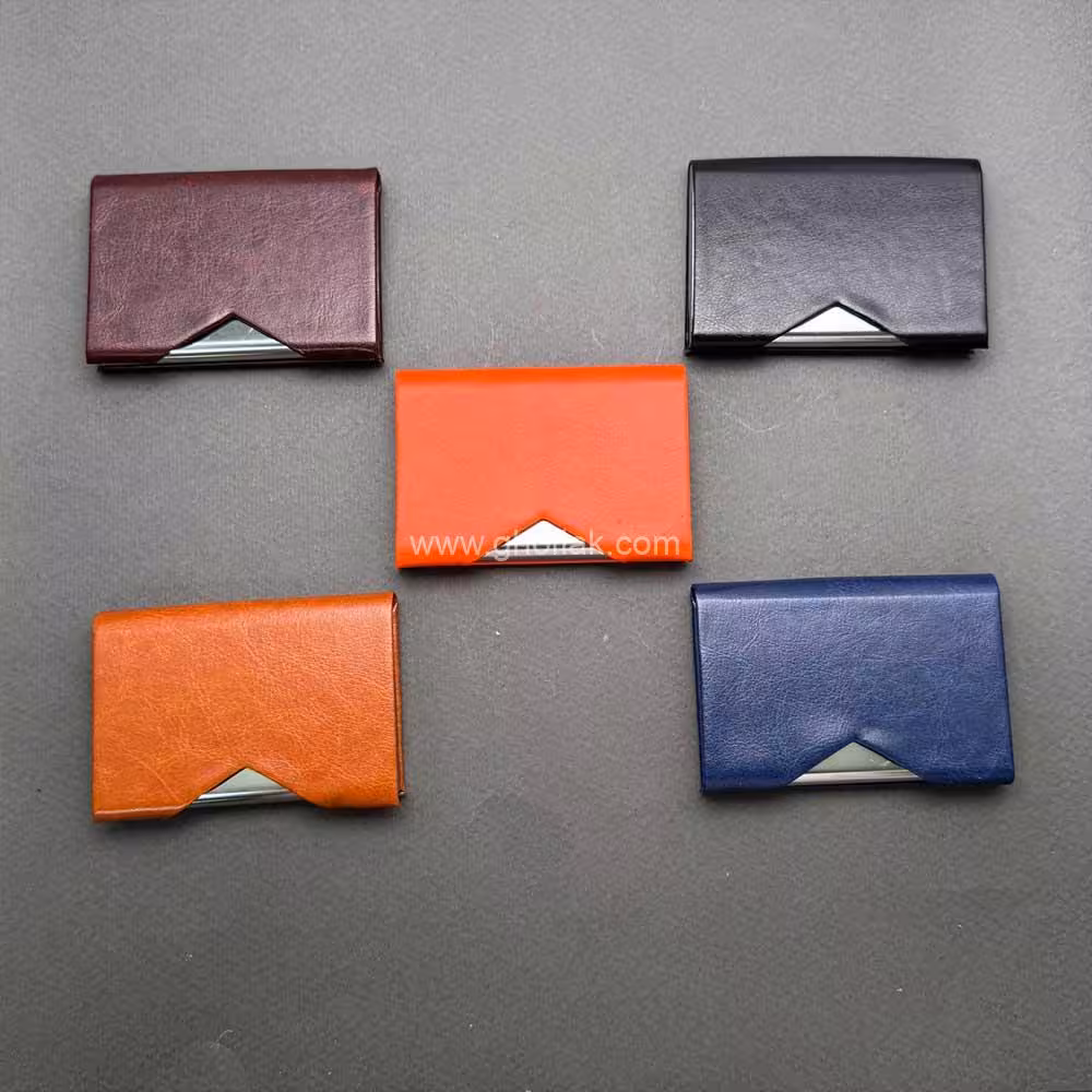 جاکارتی چرم ساده مگنتی