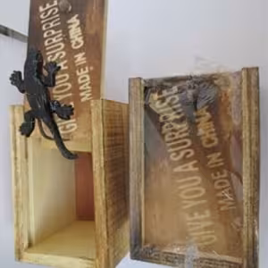 جعبه چوبي مارمولك