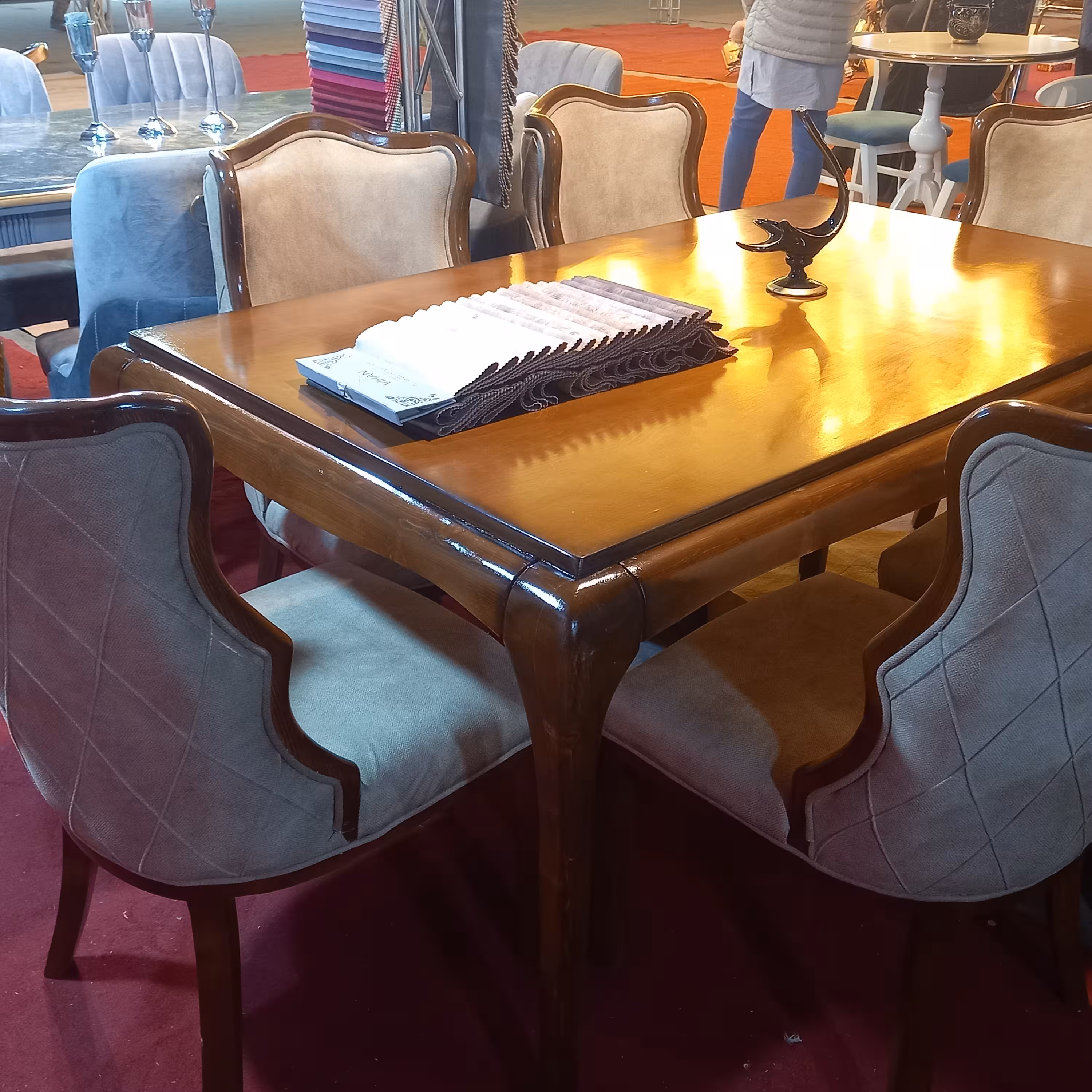 میز ناهارخوری مدل ماهان