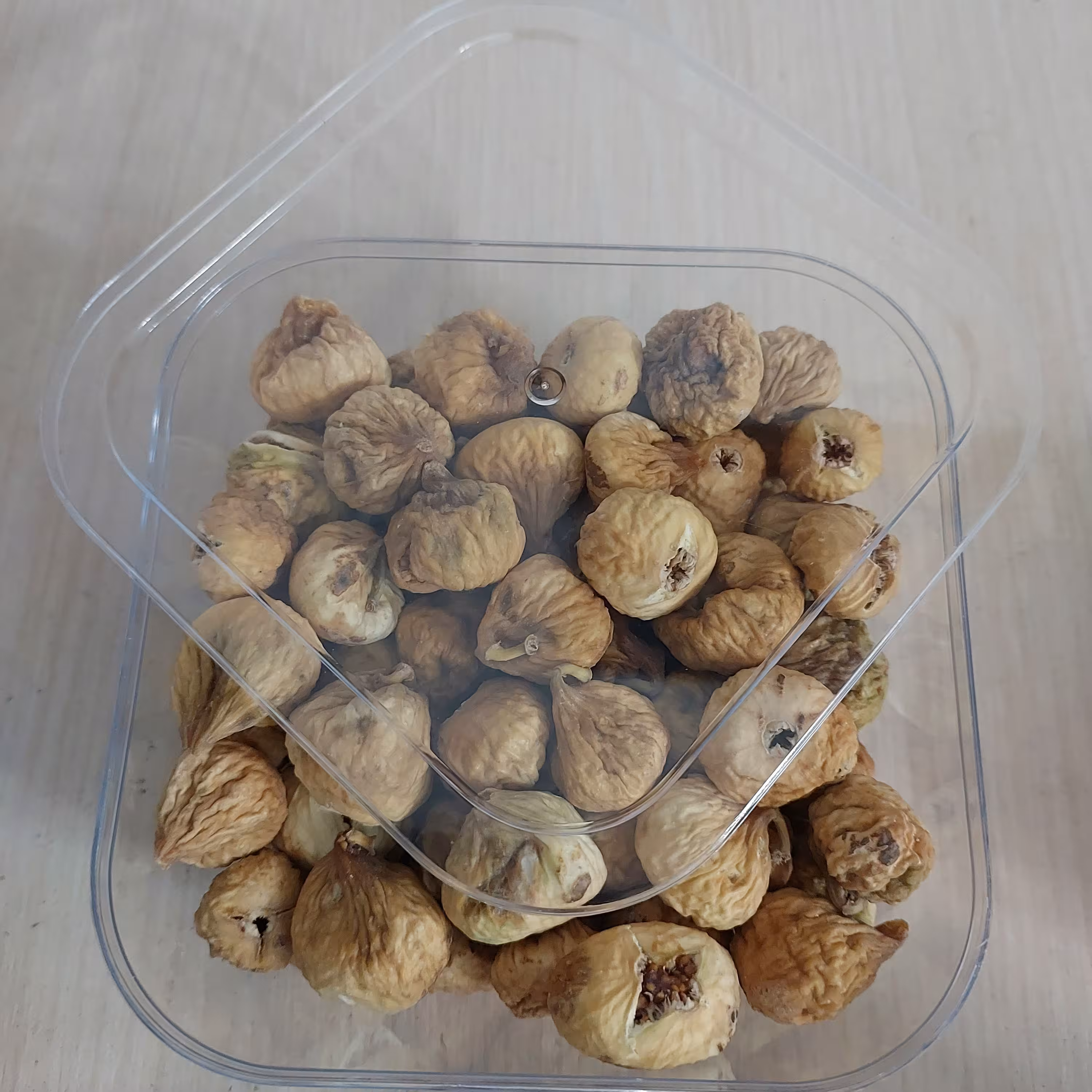 انجیر سه A استهبان درشت و سفید و گوشتی (500 گرمی)