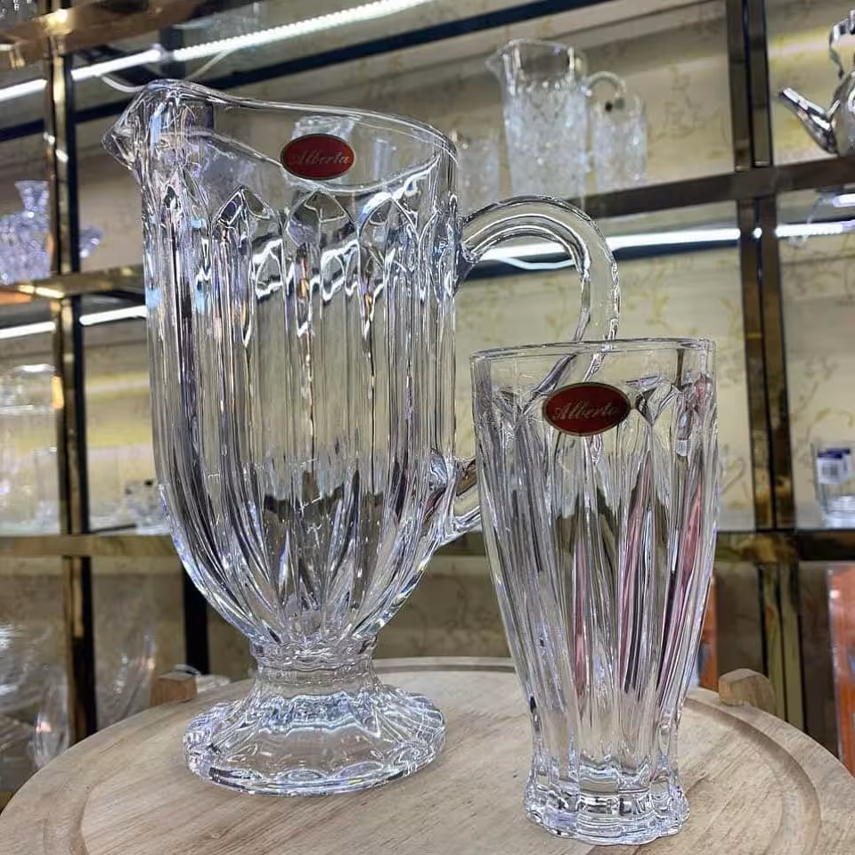 پارچ لیوان کریستال خارجی جنوا شامل6 عدد لیوان1 عدد پار چ کیفیت عالی درجه 1