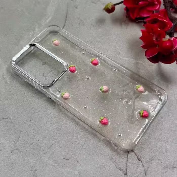 قاب گوشی Galaxy A56 سامسونگ شفاف شاین لنز کرومی برجسته طرح توت فرنگی