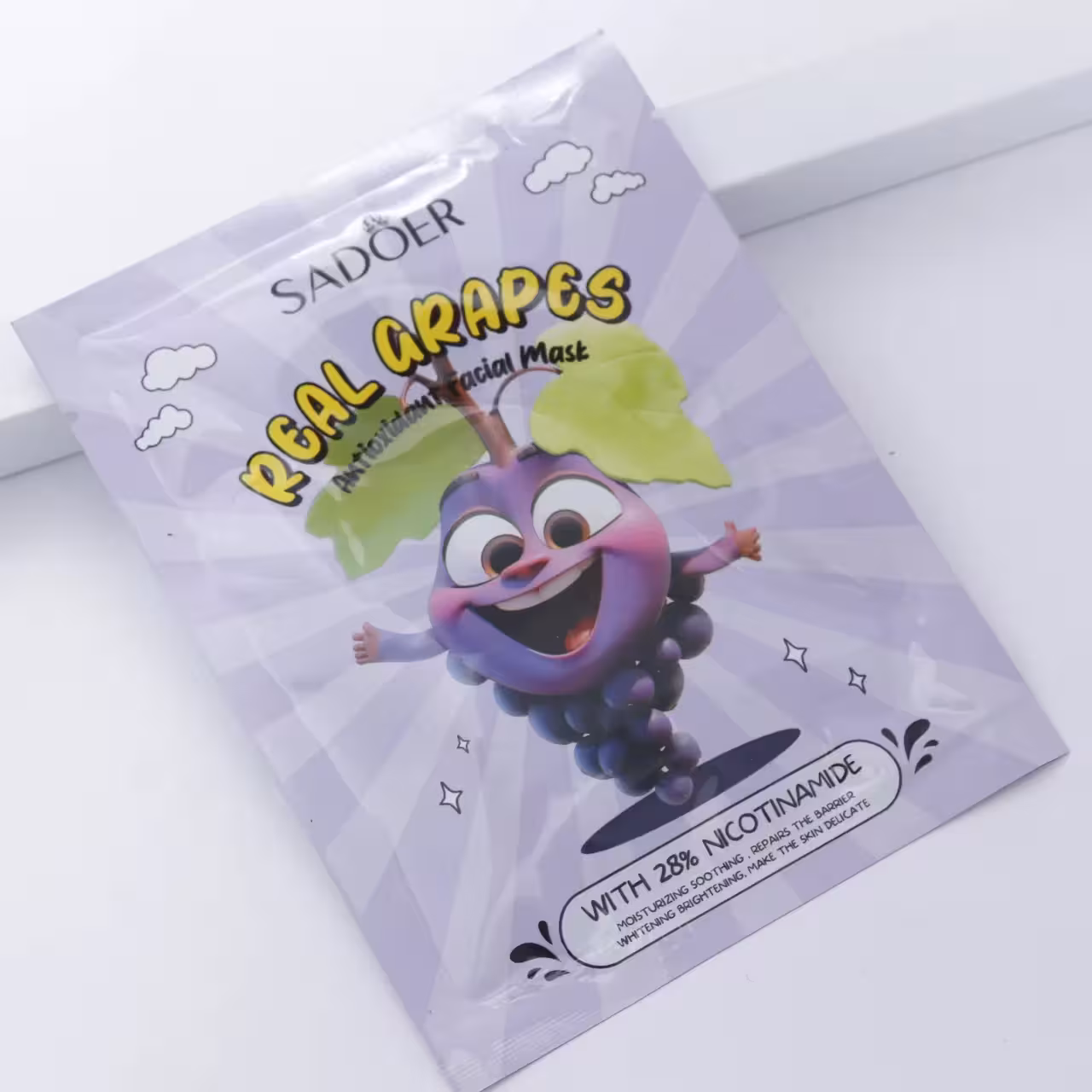 ماسک ورقه ای صورت انگور SADOER کد 91270