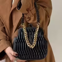 کیف زنانه دوشی برند yves saint laurent