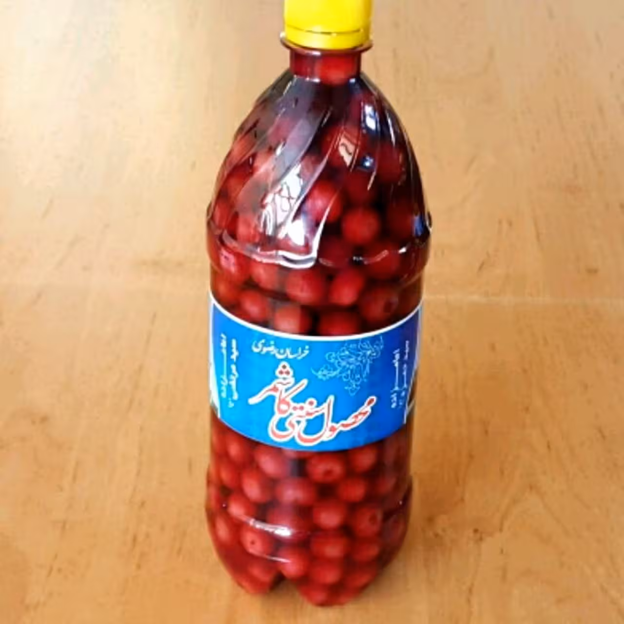 ترشی آلبالو سنتی کاشمر