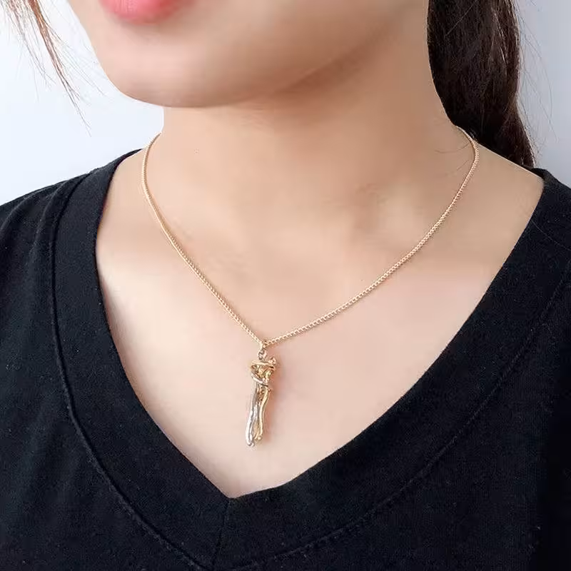 گردنبند آغوش استیل دو رنگ