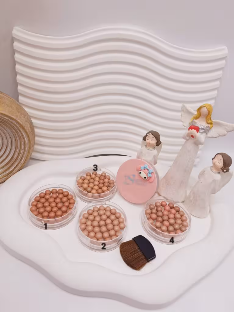 رژ گونه توپ توپی ترند طرح عروسک کیتی کد 0987