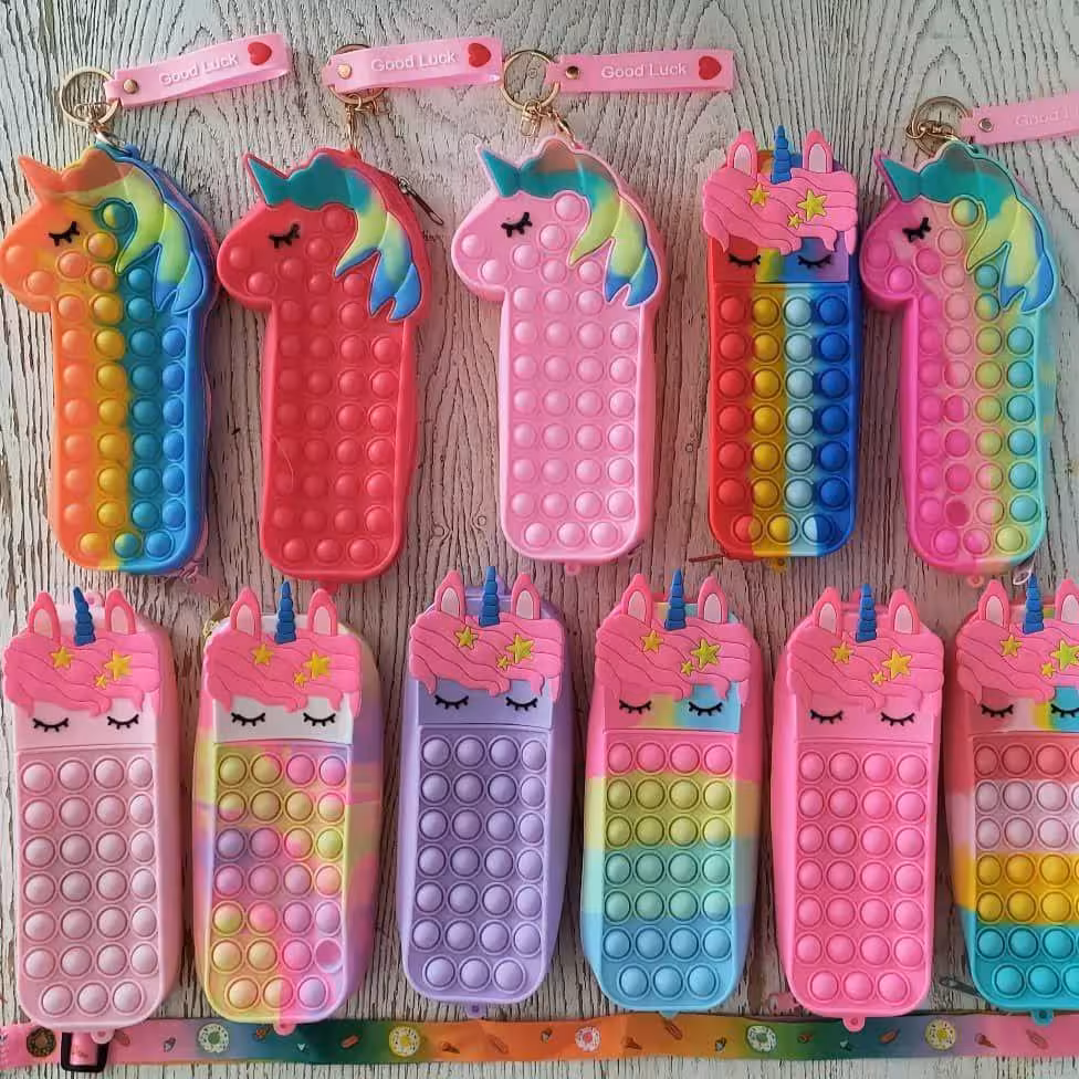 جامدادی کیف پاپیت طرح تکشاخ سیلیکونی بنددار 