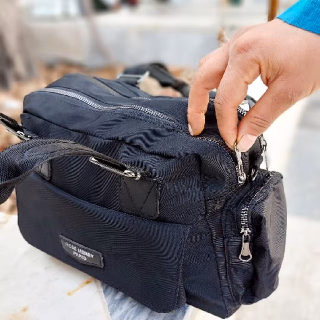 کیف دوشی زنانه دوربینی رزمری سخت و پرجا