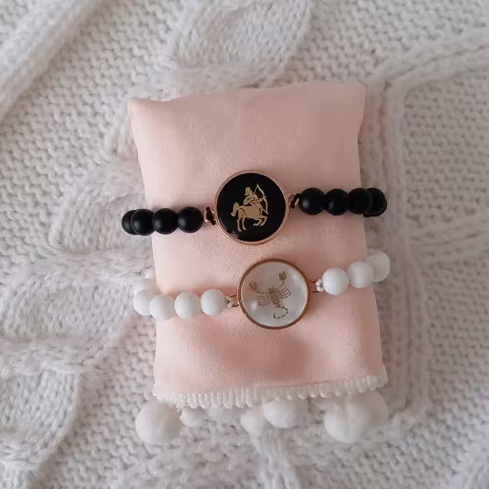 دستبند مدل ماه تولد آبان و آذر F102 مجموعه 2 عددی