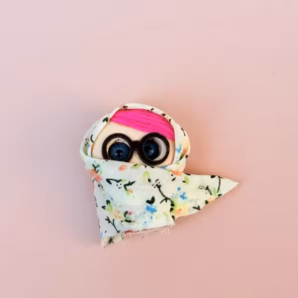 مجسمه کوچک چادری طرح دو