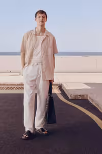 شلوار مردانه مخلوط کتانی مناسب است H&M