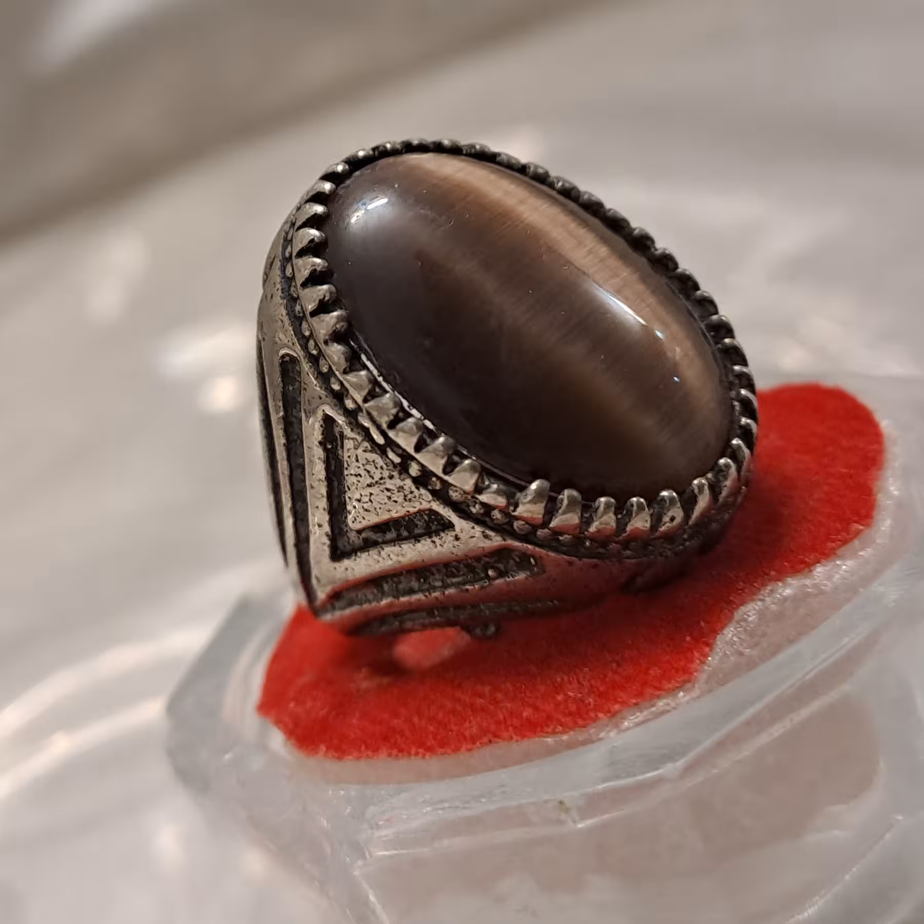 انگشتر نقره چشم گربه زیبا ،