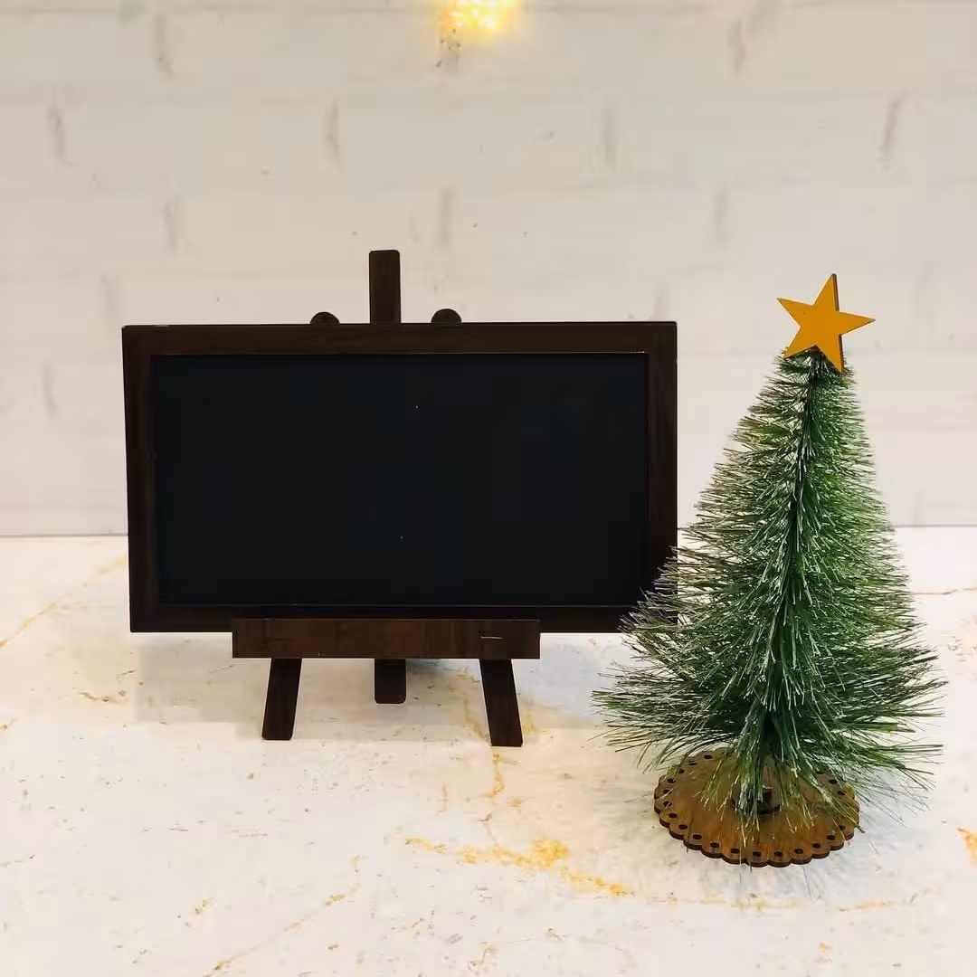 تخته سیاه گچی ابعاد 25 در 14 در دو رنگ قهوه ای و مشکی همراه پایه شاسی و یک بسته گچ