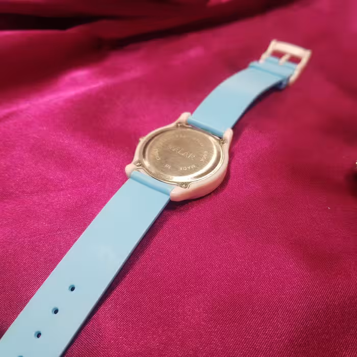 ساعت مچی عقربه ای بچگانه والار مدل ضدآب طرح گربه تاجدار کد 11