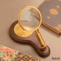 ذره بین چوبی رومیزی