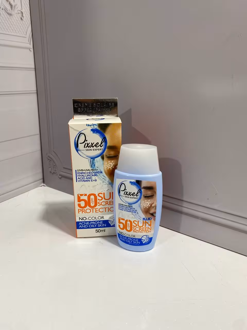 ضدآفتاب بی رنگ spf50 پیکسل (پوست چرب و جوش دار)