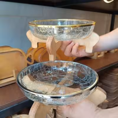 شیرینی خوری آبگز با استند چوبی