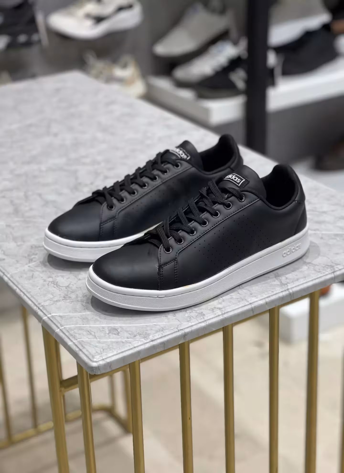 ونس آدیداس مردانه YM102 رنگ مشکی سفید سایز43