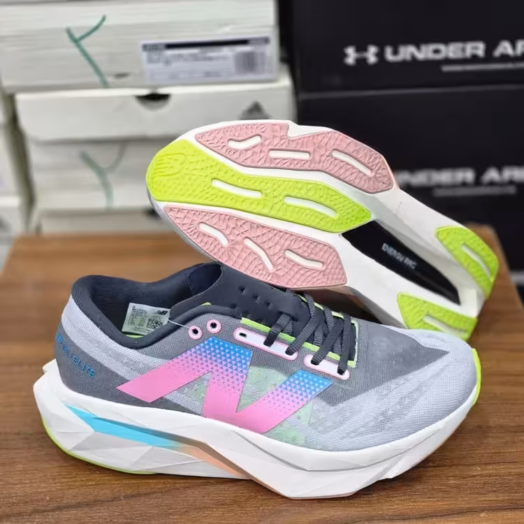 کتونی نیوبالانس الیت 4 فیوئل سایز 40 تا 45 Newbalance Elite V4 Fuel Cell Vietnam