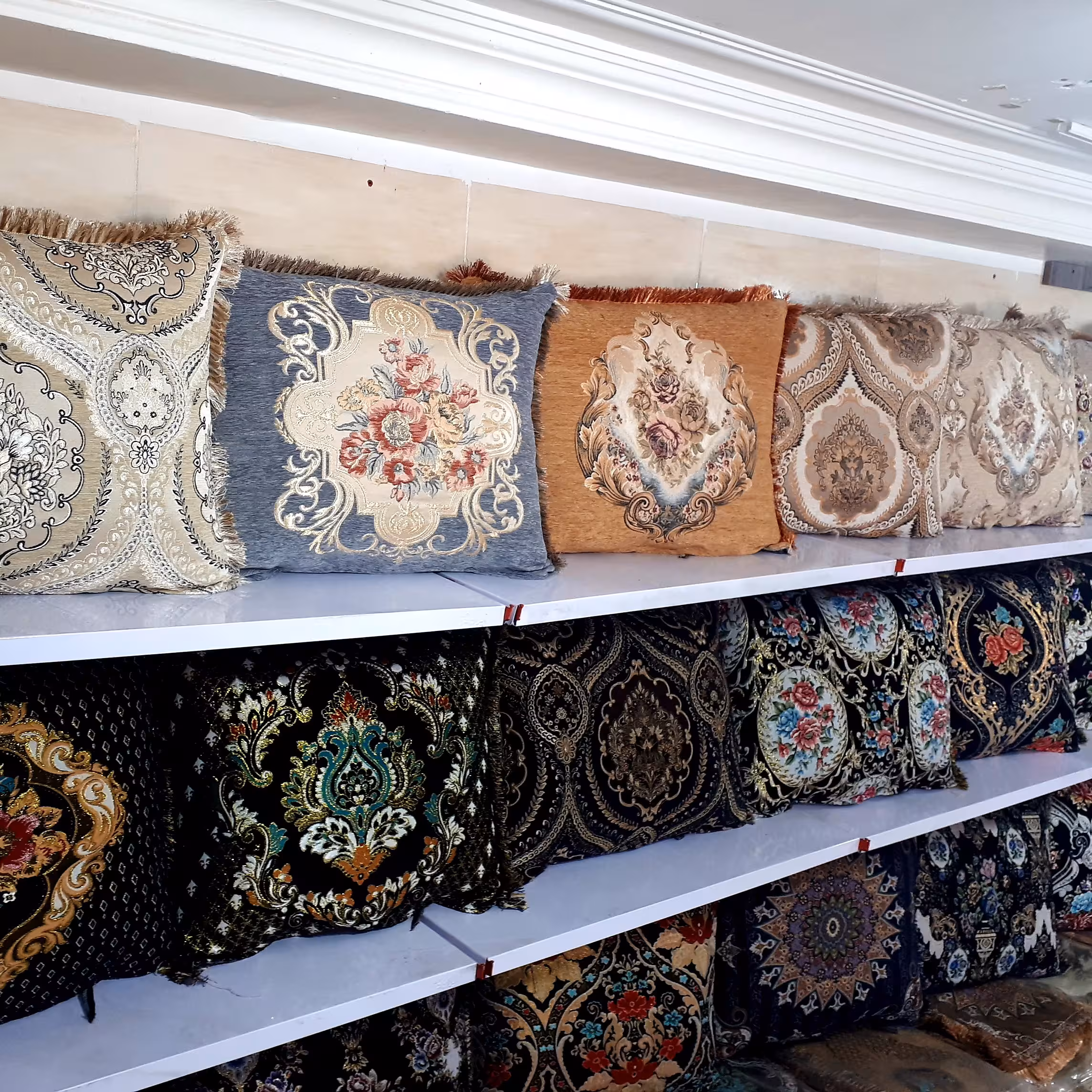 رو پشتی شانل (3 عددی)