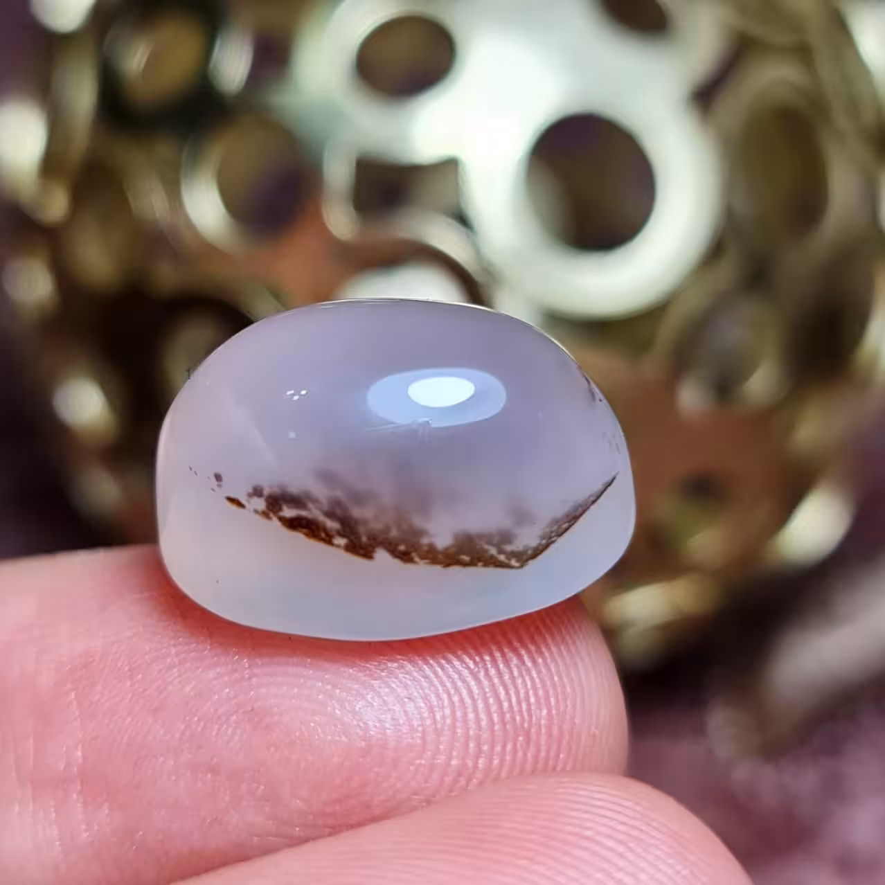  نگین فوق العاده زیبای صد درصد طبیعی عقیق  معدنی خاص اصل خراسانی
کد 25177
