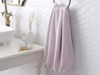 حوله صورت انگلیش هوم طرح Mini Rose سایز 50*80 سانتی متر