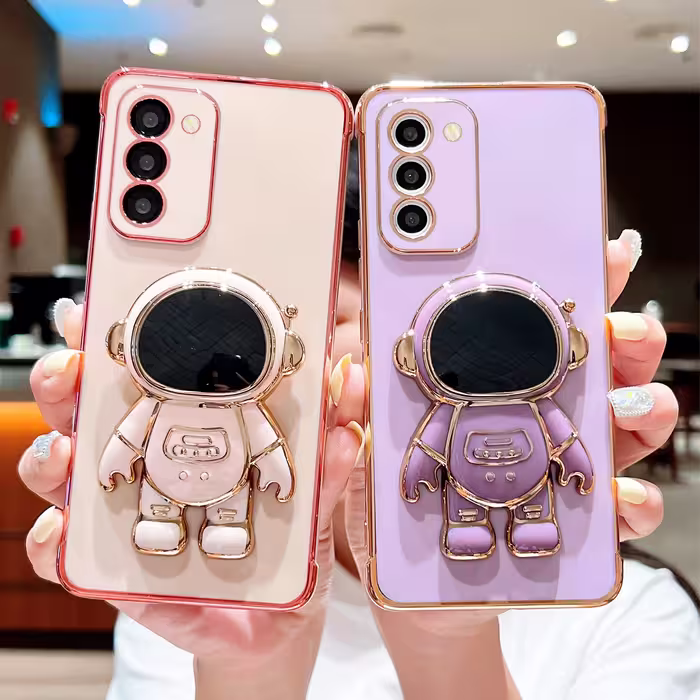 کاور طرح فضانورد مدل astronaut مناسب برای گوشی موبایل سامسونگ Galaxy S20 FE