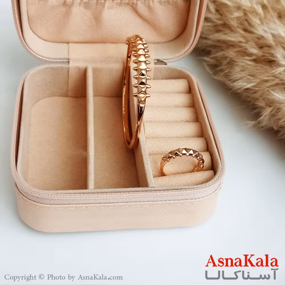 ست ژوپینگ اصل زنانه طلایی شامل (دستبند انگشتر) مدل خورشیدی کد NIM14136W