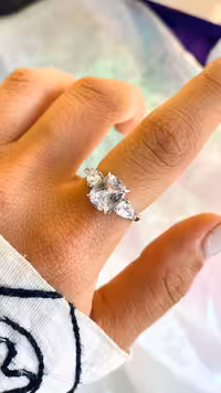 انگشتر جواهری لوکس وارداتی کد 10009