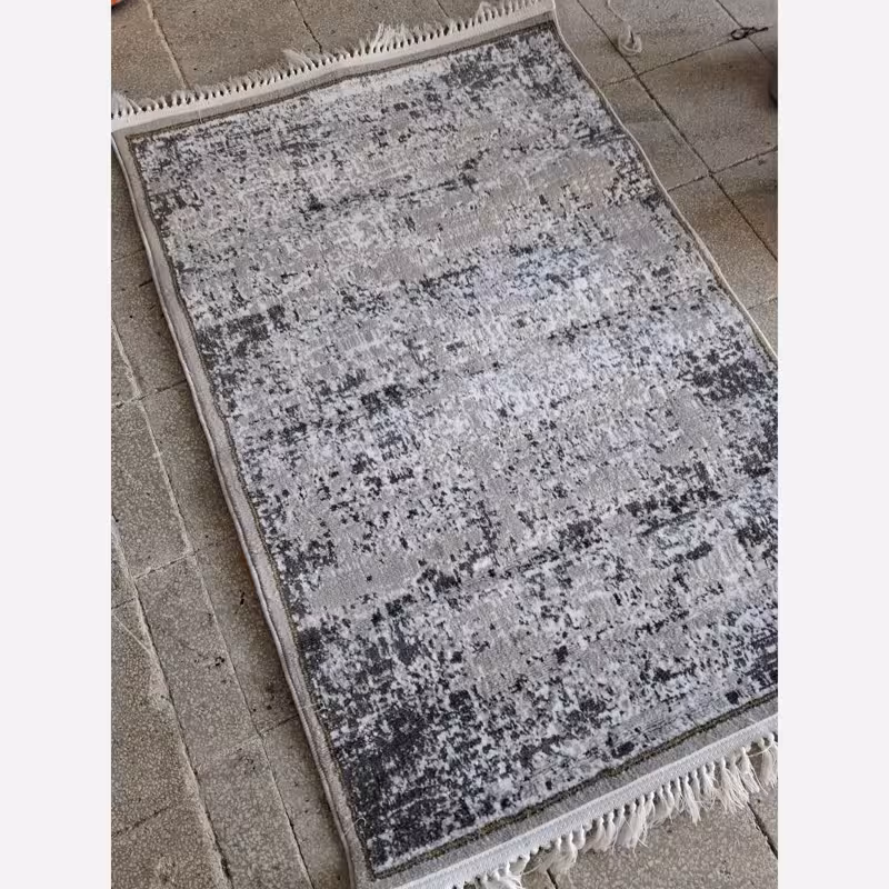 قالیچه فرش ماشینی440شانه نخ بی سی اف طرح پتینه نقره ای1،5در1متر(باارسال رایگان)