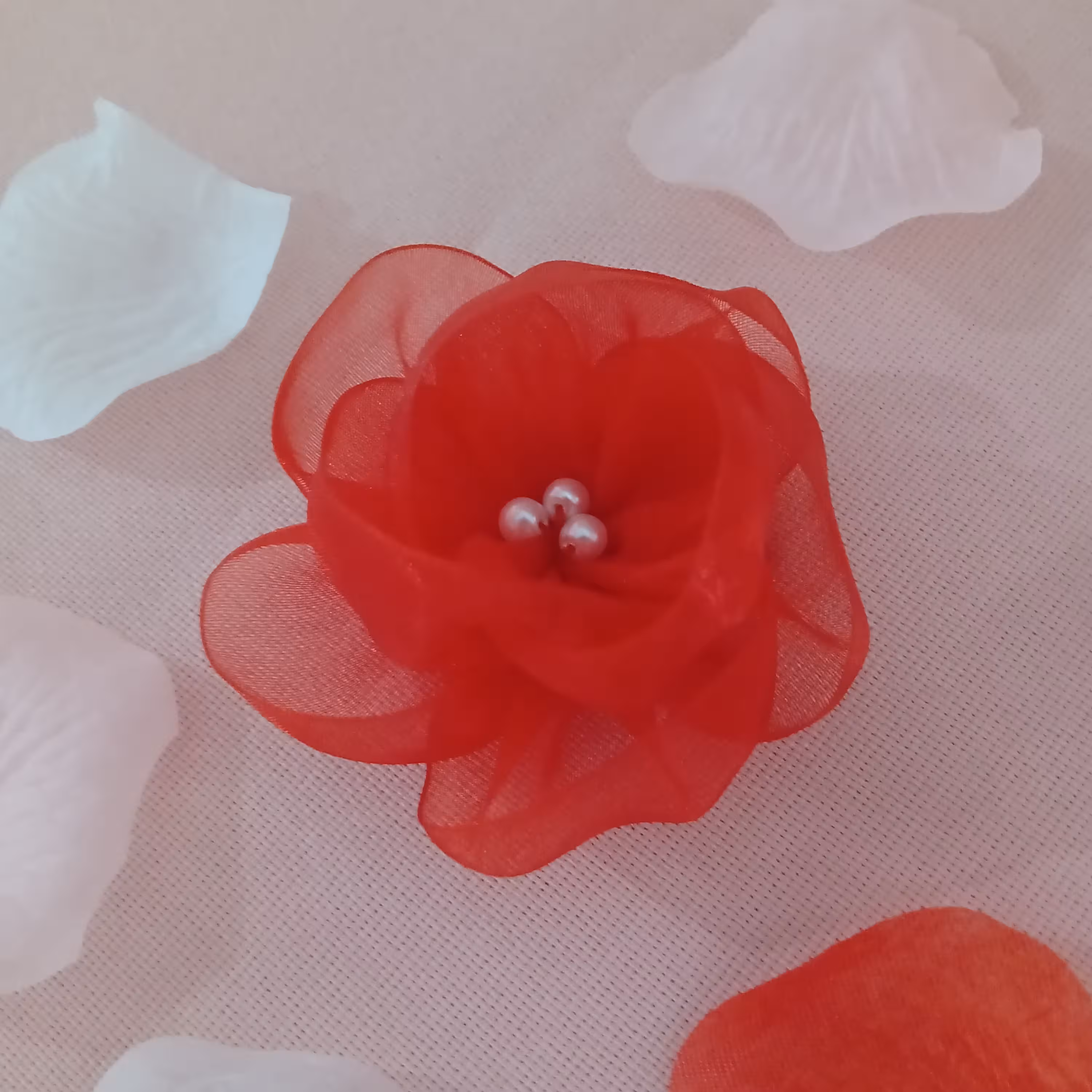 گل تزیینی حریر  قرمز 109 خرجکار