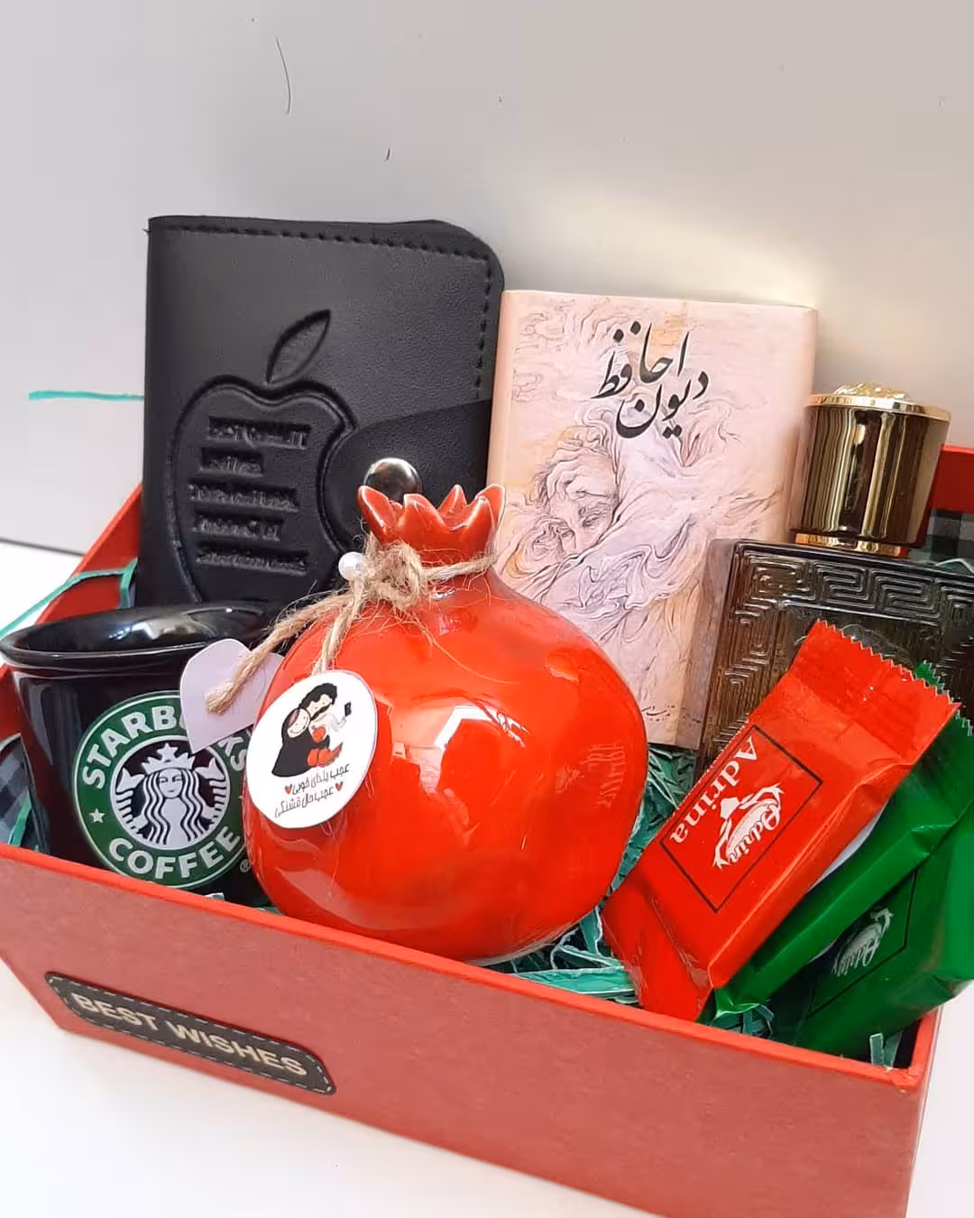 پک هدیه شب یلدا مردانه شماره y04