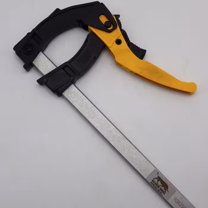 گیره پیچ دستی اتوماتیک مدل بلک بول کد YP-W-90-250MM