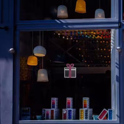 چراغ دیواری نئون دیزاین طرح Gift-Box_PN