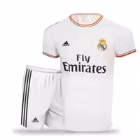 پیراهن و شورت کلاسیک اول رئال مادرید 2013