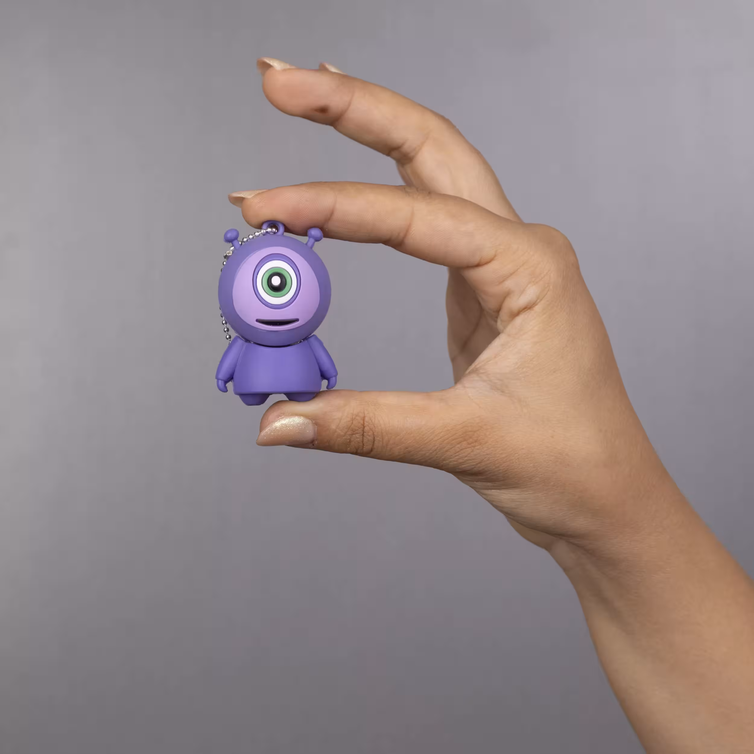 فلش مموری مدل هیولای تک چشم ظرفیت هشت گیگابایت