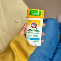 دئودورانت هامر ارم اند جونیپر بری ARM & HAMMER