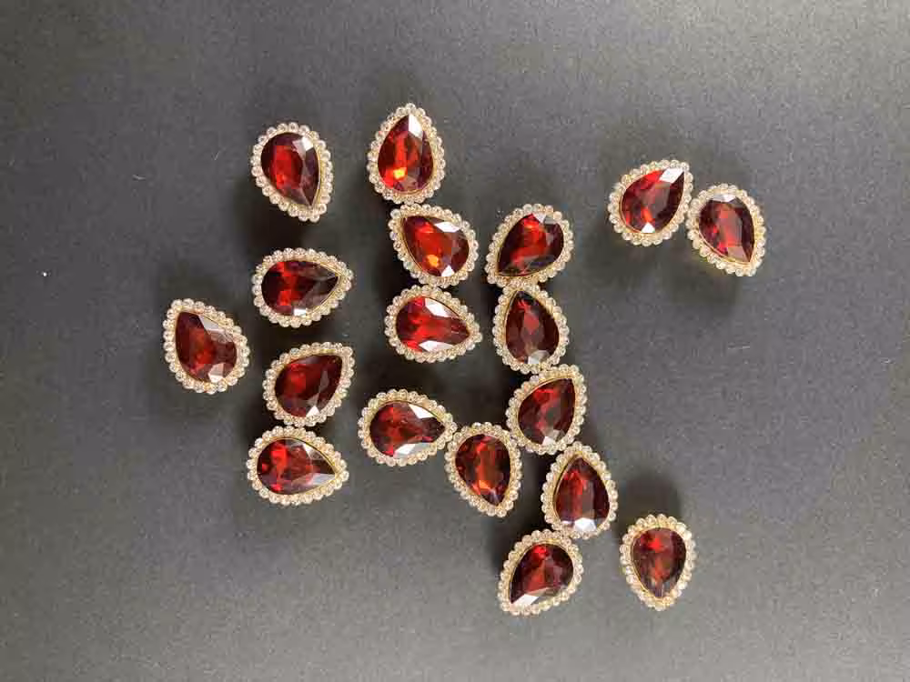 سنگ دور نگین اشکی 10 در 14 ( زرشکی )