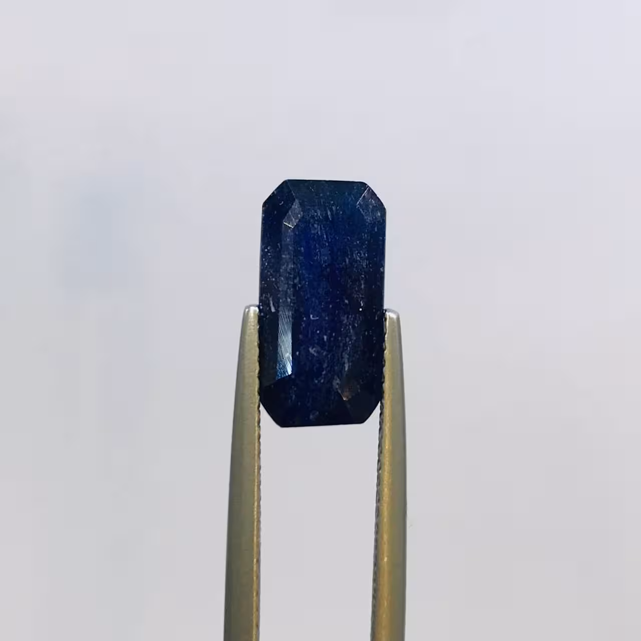 نگین یاقوت قرمز کبود اصل آفریقا سایز 14*7