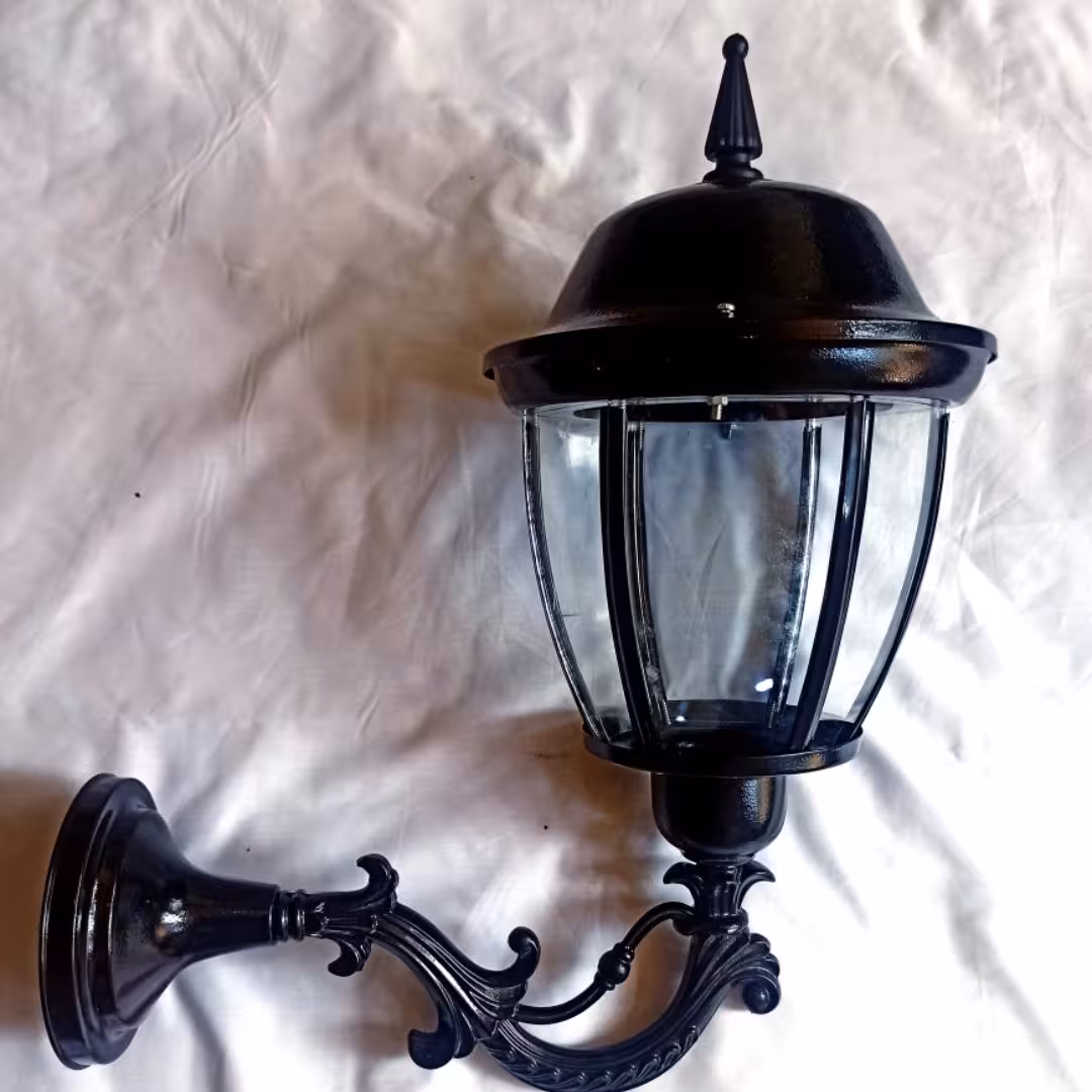 چراغ دیواری  الین 