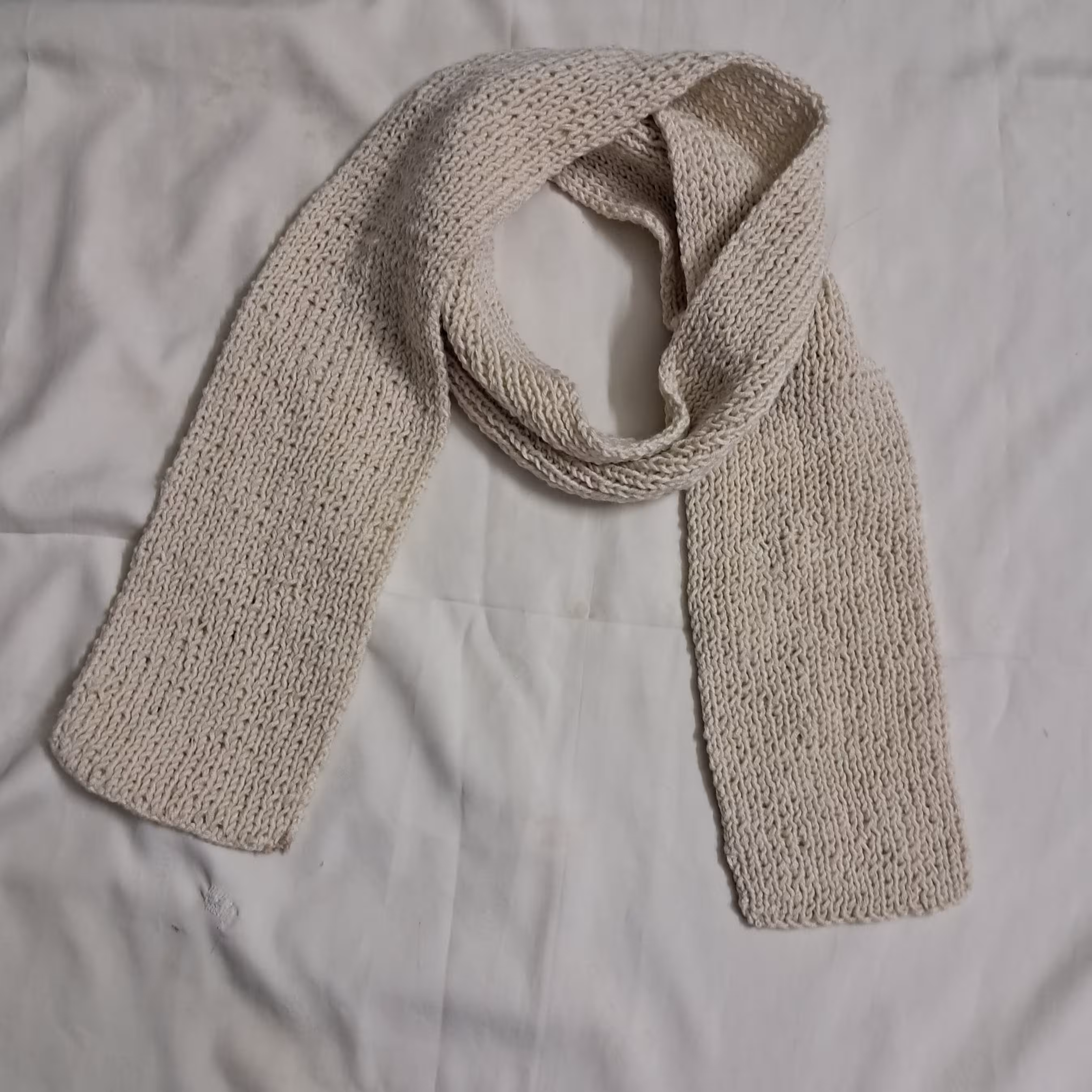 شال گردنی شیری رنگ بافت  زنانه مردانه طول 220و عرض 12