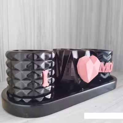 گلدان دکوری مدل ای لاو مام کد mom24598 مجموعه سه عددی