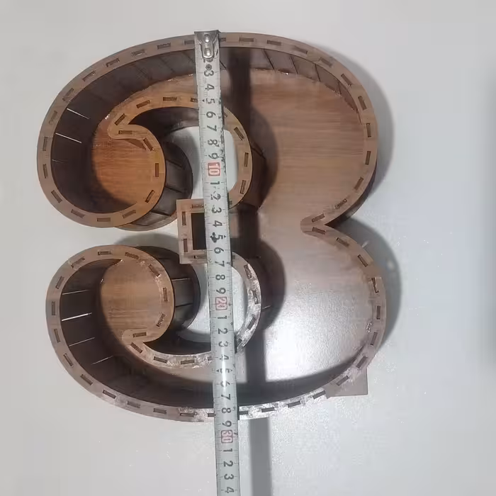 جعبه هدیه مدل عدد انگلیسی 3 کدb29