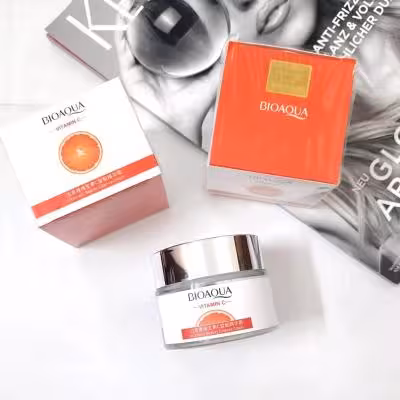 کرم آبرسان ویتامین سی بیوآکوا