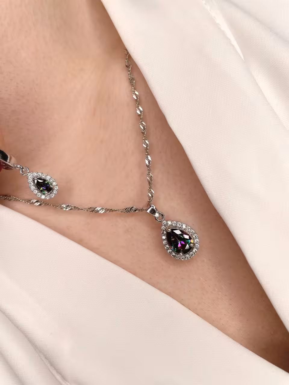 نیمست نقره با سنگ مولتی کالر جواهری کد 00213