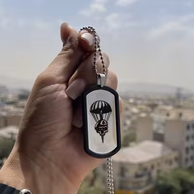 پلاک هویت استیل نقره ای قابدار